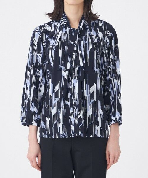 TRANS WORK / トランスワーク シャツ・ブラウス | 【ウォッシャブル】パウダーデシン幾何プリントブラウス | 詳細2