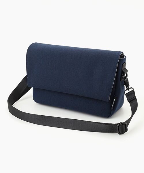 Un coeur/アンクール TORO(Ⅱ) ショルダー NAVY Free Un coeur/アンクール TORO(Ⅱ) ショルダー NAVY Free