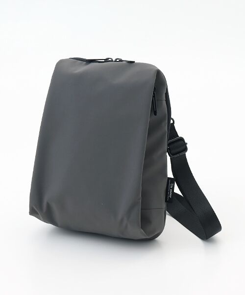 Un coeur/アンクール hatch ミニマルスクエアショルダー CHARCOAL Free Un coeur/アンクール hatch ミニマルスクエアショルダー CHARCOAL Free