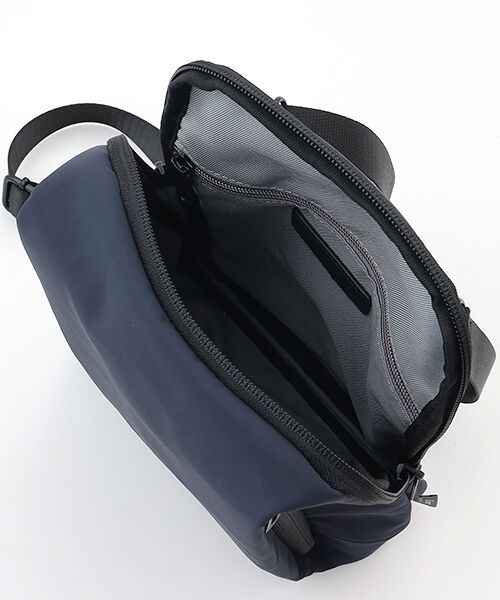 Un coeur / アンクール ショルダーバッグ | hatch　ミニマルスクエアショルダー | 詳細7