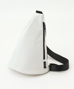 Un coeur / アンクール メッセンジャーバッグ・ウエストポーチ | hatch　ミニマルトライアングルショルダー