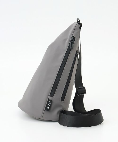 Un coeur / アンクール メッセンジャーバッグ・ウエストポーチ | hatch　ミニマルトライアングルショルダー | 詳細2