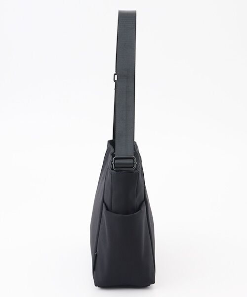 Un coeur / アンクール ショルダーバッグ | TORO(Ⅱ)　サイドポケットショルダーバッグ | 詳細2