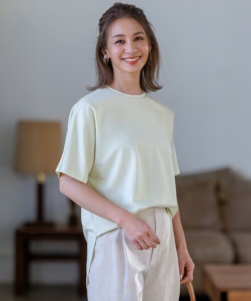 UNFILO/アンフィーロ 【UVケア/接触冷感】BEAUTY FORM-T フォルムTシャツ ライム XL UNFILO/アンフィーロ 【UVケア/接触冷感】BEAUTY FORM-T フォルムTシャツ ライム XL