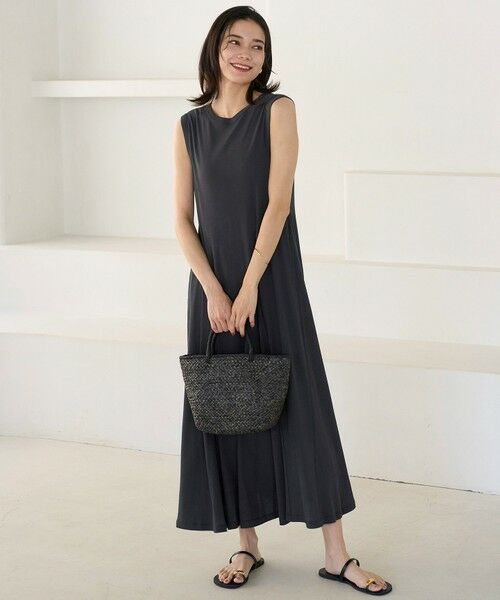 UNFILO / アンフィーロ ロング・マキシ丈ワンピース | ドライタッチフライス フレアワンピース | 詳細2