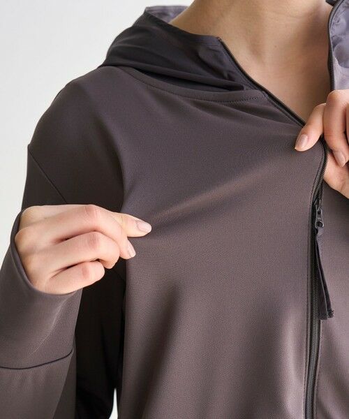 UNFILO / アンフィーロ パーカー | 【ZIP!放映】 ラッシュガード ペプラムフーディ | 詳細13