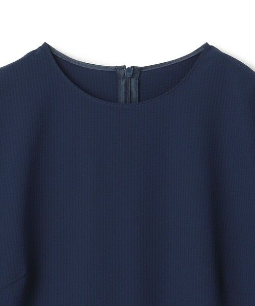 【新品/タグ付き】UNFILO FINE MOVE SUCKER ワンピースXL UNFILO／アンフィーロ】FINE MOVE SUCKER ワンピース(オンワード