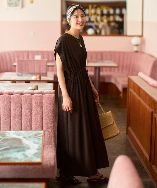 【新品タグ付き】 UNFILO ウエストドロストワンピース　M セール】 【吸水速乾/接触冷感】BREEZEMOVE ウエストドロスト