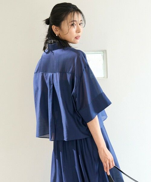 UNFILO / アンフィーロ シャツ・ブラウス | ライトシアー クロップドシャツ | 詳細11