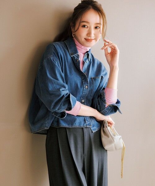 UNFILO/アンフィーロ 【UNFILO DENIM LIGHT】 クロップドシャツ ミッドブルー XL UNFILO/アンフィーロ 【UNFILO DENIM LIGHT】 クロップドシャツ ミッドブルー XL