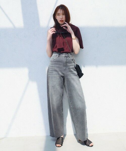 UNFILO/アンフィーロ 【UNFILO DENIM】撥水 バレルレッグデニム グレー XS UNFILO/アンフィーロ 【UNFILO DENIM】撥水 バレルレッグデニム グレー XS