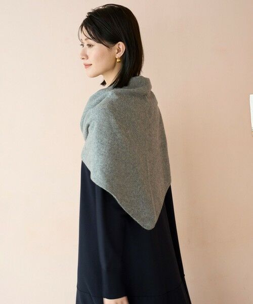 UNFILO / アンフィーロ マフラー・ショール・スヌード・ストール | 【WEB/一部店舗限定】ふわふわニット 三角ストール | 詳細5