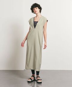 ＜TO UNITED ARROWS＞Vネック バックスリット ワンピース