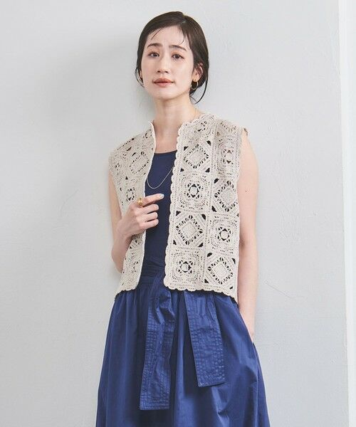 UNITED ARROWS/ユナイテッドアローズ クロッシー エンブロイダリー ニットベスト NATURAL FREE UNITED ARROWS/ユナイテッドアローズ クロッシー エンブロイダリー ニットベスト NATURAL FREE