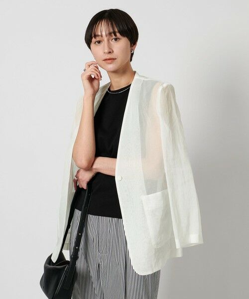 新品未使用タグつき★ユナイテッドアローズ WパールモチーフVノーカラージャケット UNITED ARROWS（ユナイテッドアローズ）の「W パールモチーフ V