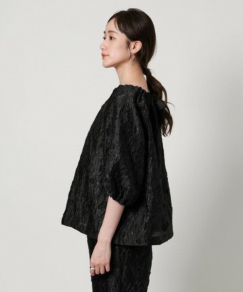 新品 machatt フラワージャガードブラウス machatt フラワージャガード ブラウス - メルカリ