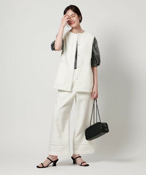 UNITED ARROWS アイボリーベスト UNITED ARROWS（ユナイテッドアローズ）の「スラブ ニットベスト