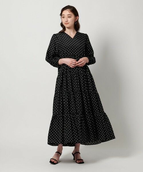 セール】 Vネック ドット ティアードワンピース (ロング セール】 Vネック ドット ティアードワンピース (ロング