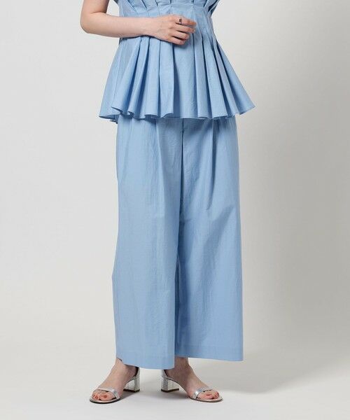 美品 ユナイテッドアローズ TOKYO 1,8万 ホワイトのワイドパンツ 171 美品 ユナイテッドアローズ TOKYO 1,8万 ホワイトのワイドパンツ