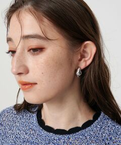 【新品】トゥモローランド　ピアス　結婚式　パーティー　ユナイテッドアローズ セール】 ウェーブ2ライン パヴェ ピアス （ピアス・イヤリング
