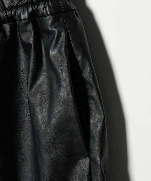 UNITED ARROWS / ユナイテッドアローズ その他パンツ | ＜SACRA＞レザーライク パンツ | 詳細3