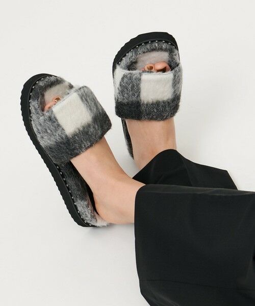 UNITED ARROWS/ユナイテッドアローズ チェック スライダー サンダル BLACK 25cm(38) UNITED ARROWS/ユナイテッドアローズ チェック スライダー サンダル BLACK 25cm(38)