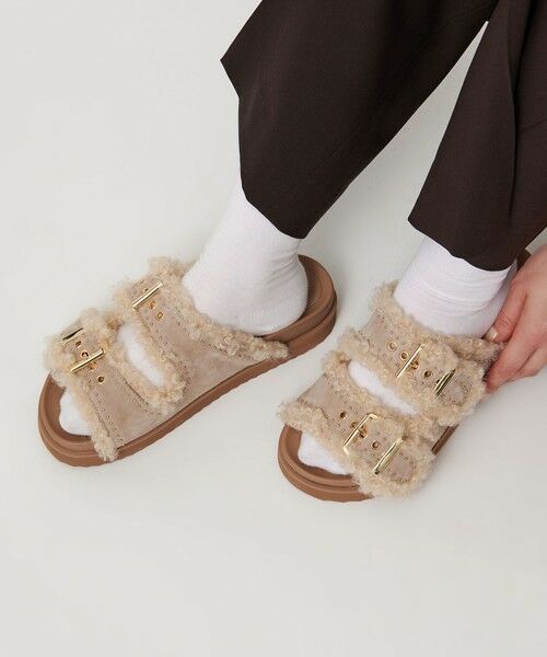 ★試着のみ　sold out ユナイテッドアローズ　スタッズサンダル　★ MOHI＞ミラー スタッズ サンダル