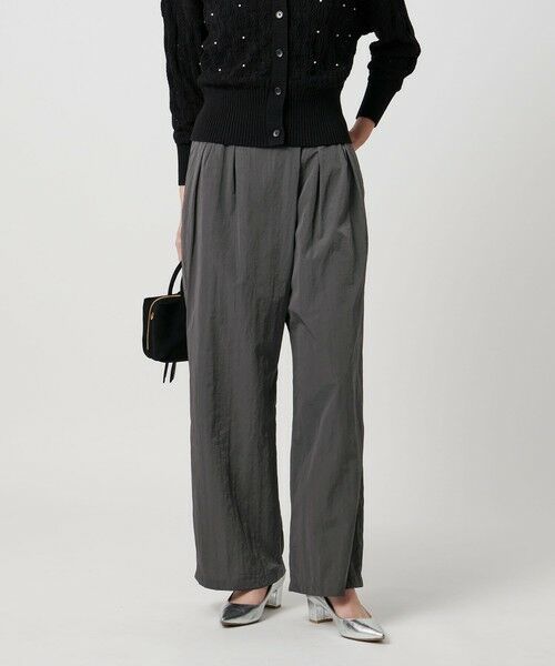 UNITED ARROWS / ユナイテッドアローズ その他パンツ | アシンメトリー タック ワイドパンツ はっ水 ウォッシャブル | 詳細10