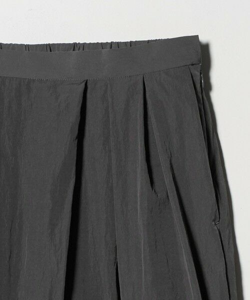 UNITED ARROWS / ユナイテッドアローズ その他パンツ | アシンメトリー タック ワイドパンツ はっ水 ウォッシャブル | 詳細16