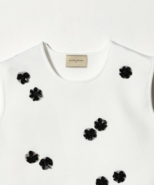 UNITED ARROWS / ユナイテッドアローズ ニット・セーター | スパンコール 3D フラワー ベスト | 詳細5