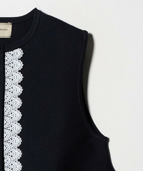 人気★ユナイテッドアローズ　ペプラム　ニット　ジレ　ベスト　銀ボタン　ブラック coca ベスト ジレ シルバーボタンペプラムニットベスト