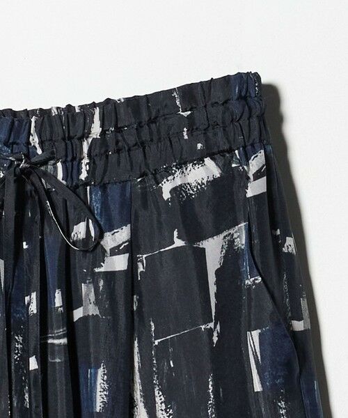 UNITED ARROWS / ユナイテッドアローズ その他パンツ | ＜SACRA＞ブラッシュド プリント パンツ | 詳細2