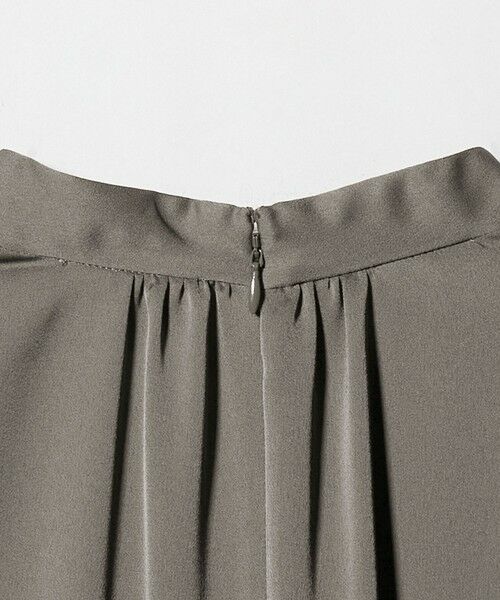 UNITED ARROWS / ユナイテッドアローズ シャツ・ブラウス | バック サテン Vネック ロングスリーブ ブラウス ‐ウォッシャブル‐ | 詳細22