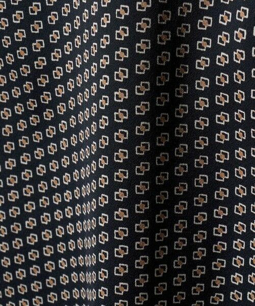 UNITED ARROWS / ユナイテッドアローズ シャツ・ブラウス | バック サテン Vネック ロングスリーブ ブラウス ‐ウォッシャブル‐ | 詳細30