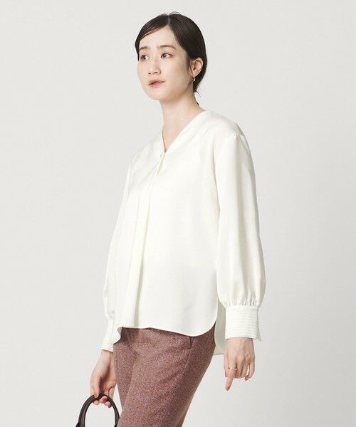 UNITED ARROWS / ユナイテッドアローズ シャツ・ブラウス | サテン Vネック ブラウス ‐ウォッシャブル‐ | 詳細1