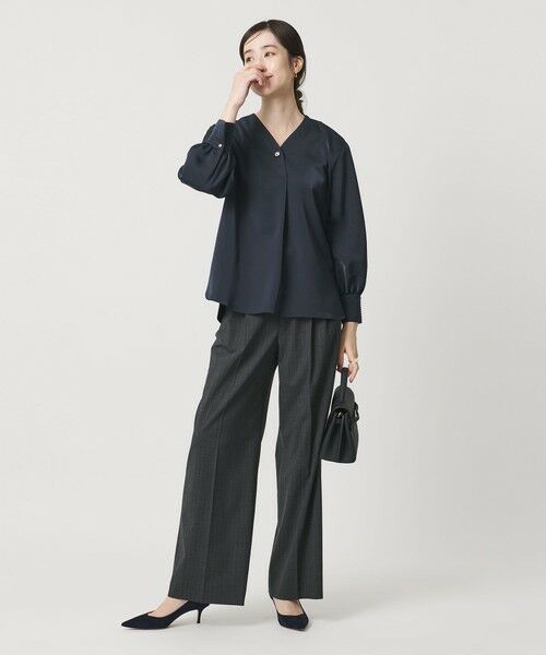 UNITED ARROWS / ユナイテッドアローズ シャツ・ブラウス | サテン Vネック ブラウス ‐ウォッシャブル‐ | 詳細21