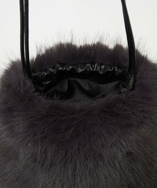 UNITED ARROWS / ユナイテッドアローズ ショルダーバッグ | フェイクファー ドロストバッグ | 詳細11