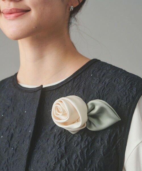 UNITED ARROWS / ユナイテッドアローズ ブローチ・コサージュ | サテン ローズ コサージュ（OFF WHITE）