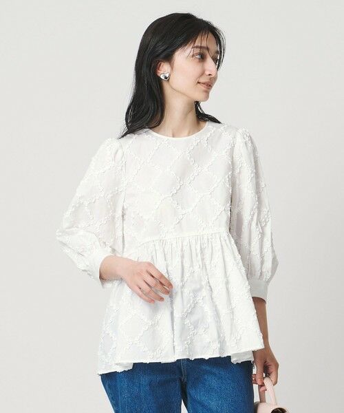 UNITED ARROWS / ユナイテッドアローズ シャツ・ブラウス | エンブロイダリー フリル トップス（WHITE）