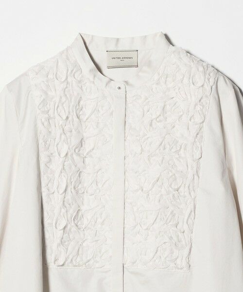 UNITED ARROWS / ユナイテッドアローズ シャツ・ブラウス | サテン エンブロイダリーフラワー シャツ ブラウス | 詳細19