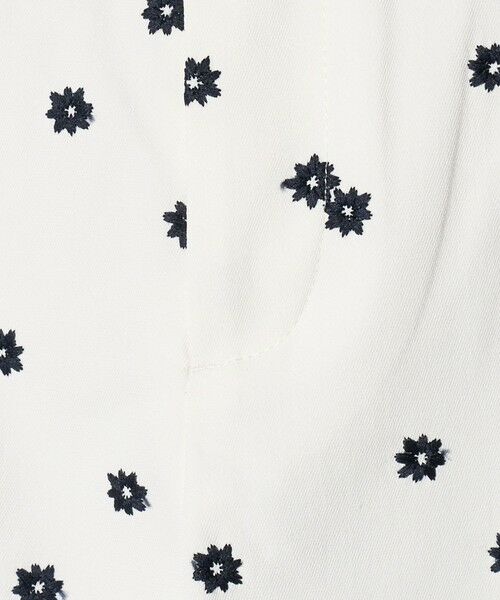 UNITED ARROWS / ユナイテッドアローズ ショート・ハーフ・半端丈パンツ | エンブロイダリー フラワー スリム テーパードパンツ ‐ウォッシャブル‐ | 詳細3