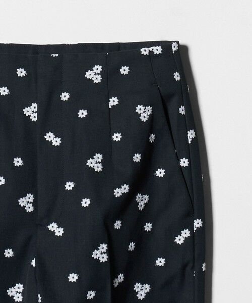 UNITED ARROWS / ユナイテッドアローズ ショート・ハーフ・半端丈パンツ | エンブロイダリー フラワー スリム テーパードパンツ ‐ウォッシャブル‐ | 詳細13