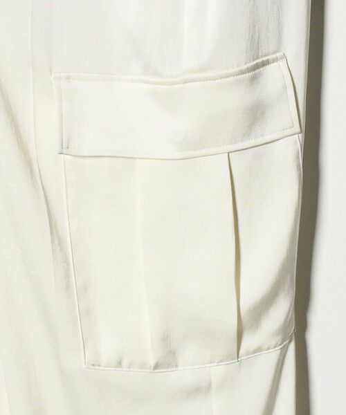 UNITED ARROWS / ユナイテッドアローズ カーゴパンツ | サテン クリーン ポケット パンツ OFF WHITE ‐ウォッシャブル‐ | 詳細4