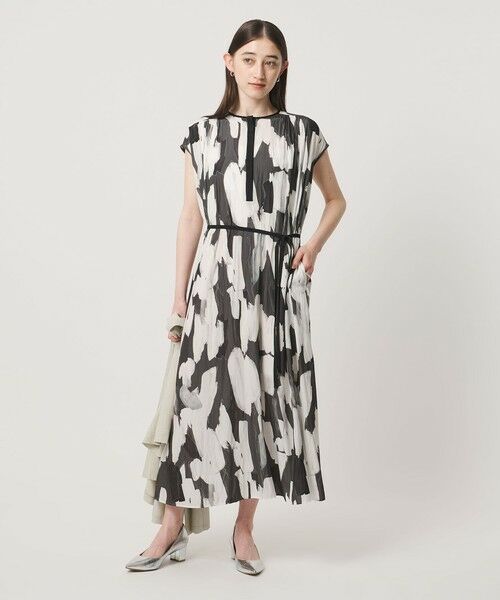UNITED ARROWS / ユナイテッドアローズ ロング・マキシ丈ワンピース | Spiree ギャザー フレンチスリーブ ワンピース | 詳細4
