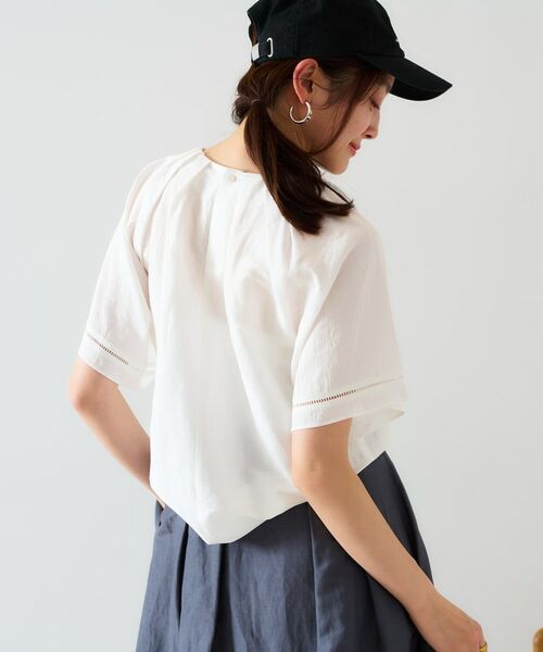 セール】 【セットアップ可能】リネン混 タックブラウス