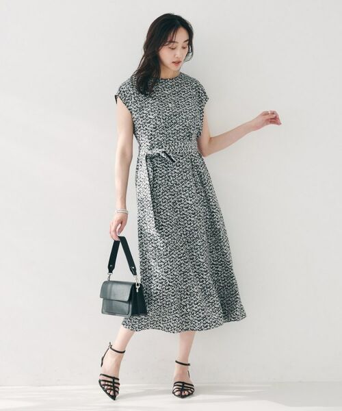 UNTITLED / アンタイトル ロング・マキシ丈ワンピース | 【きれいめ/洗える/夏ワンピ】モザイク柄ワンピース | 詳細4