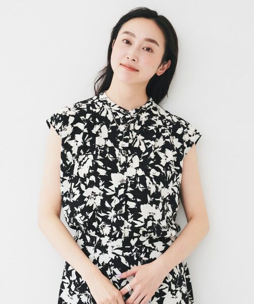UNTITLED / アンタイトル シャツ・ブラウス | 【セットアップ可/洗える】モザイクフラワー柄ブラウス | 詳細2