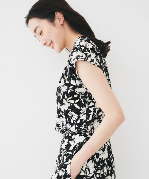 UNTITLED / アンタイトル シャツ・ブラウス | 【セットアップ可/洗える】モザイクフラワー柄ブラウス | 詳細3