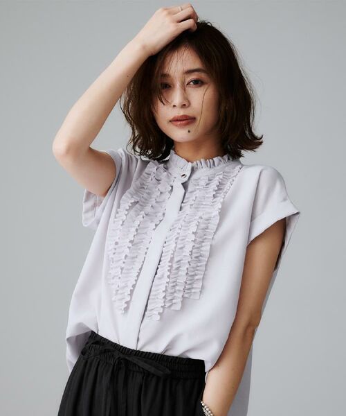 UNTITLED / アンタイトル シャツ・ブラウス | スタンドネックフリルブラウス【吸水速乾/UVケア】(ライトグレー(011))