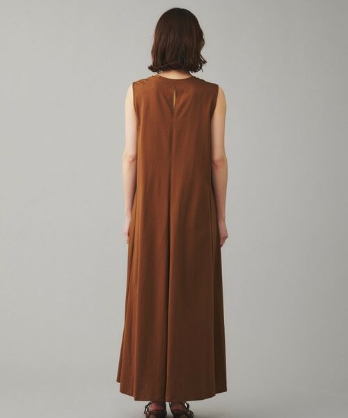 UNTITLED / アンタイトル ロング・マキシ丈ワンピース | 【Audrey and John Wad】クルーネックノースリーブフレアワンピース | 詳細12